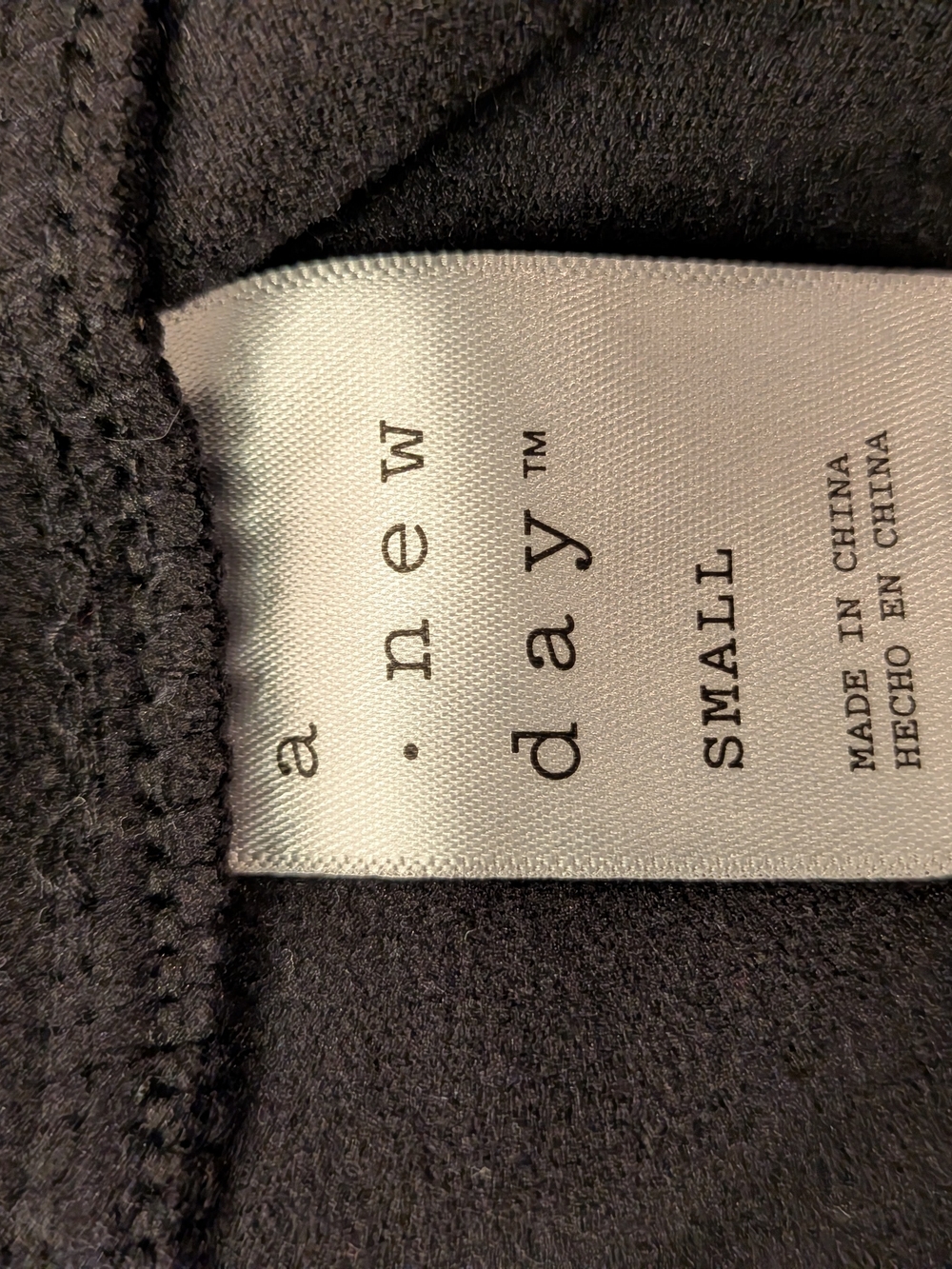 Women's Black Fleece Joggers with Elastic Cuffs - Unbranded - Picture 9 of 10